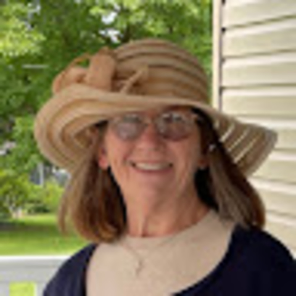 Meet your Posher, Elizabeth